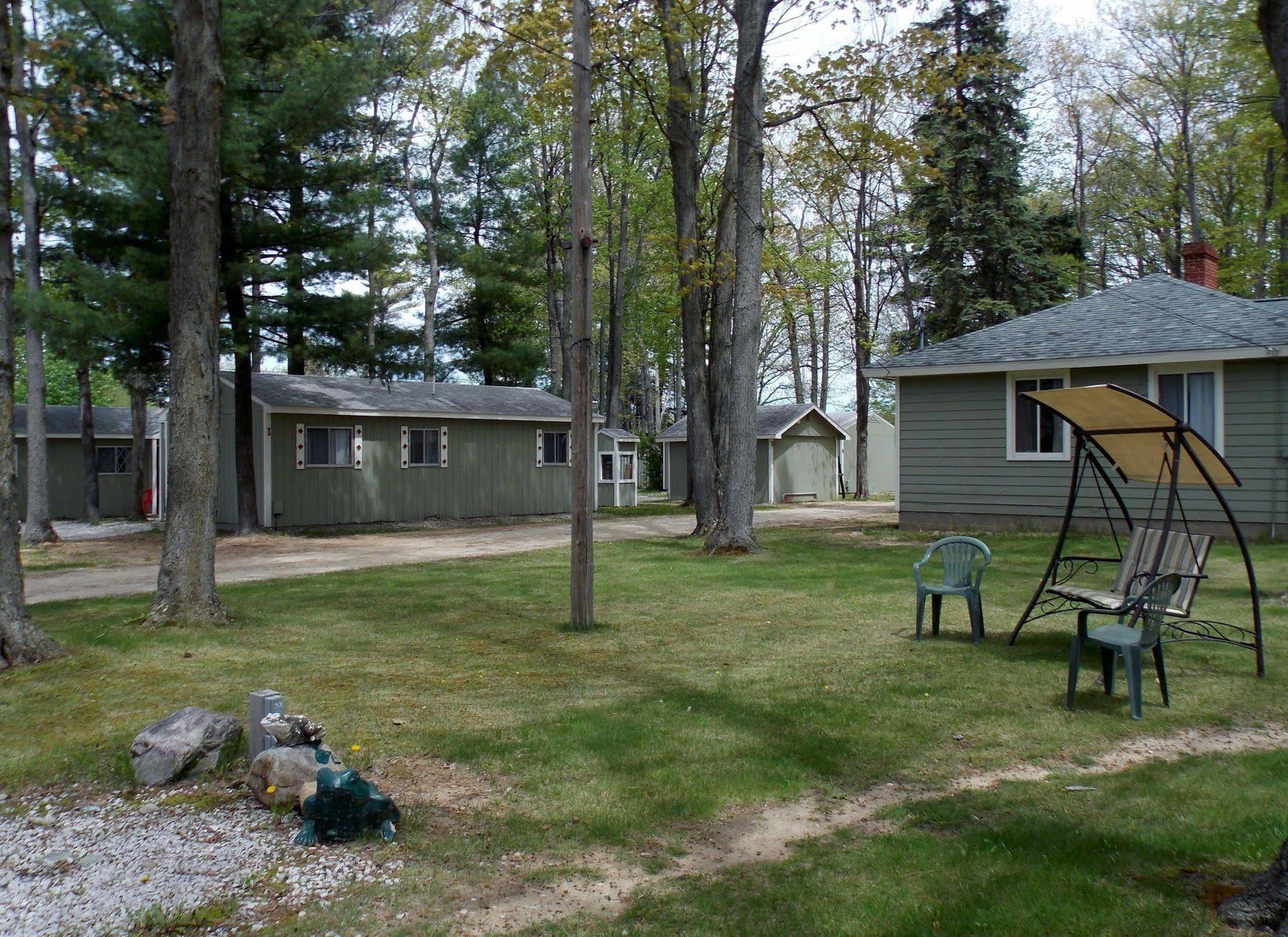Maple Lane Cottages Lake Exterior photo